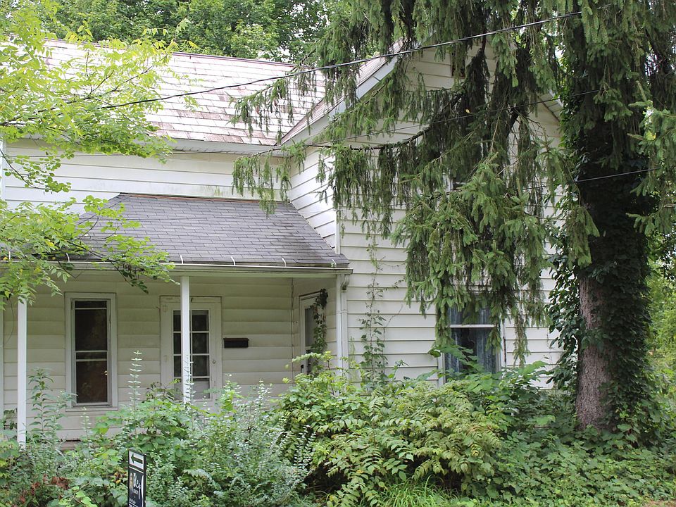 1st image of 11 McKinley Ave
