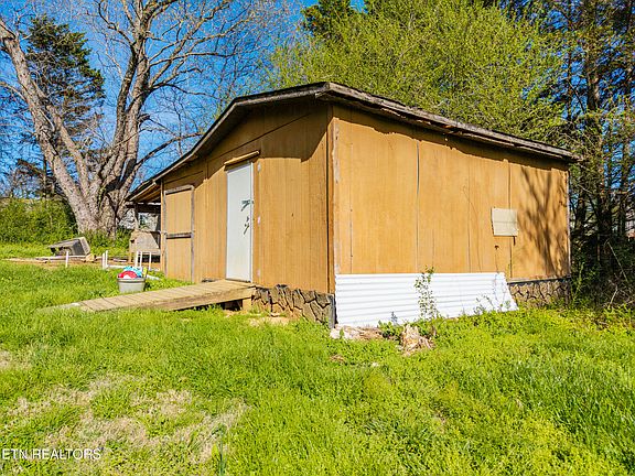 5th image of 337 River Ford Rd