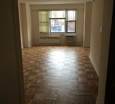 4th image of 9801 67th Ave APT 8L