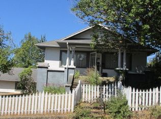 1129 Spruce St, Myrtle Point, OR 97458