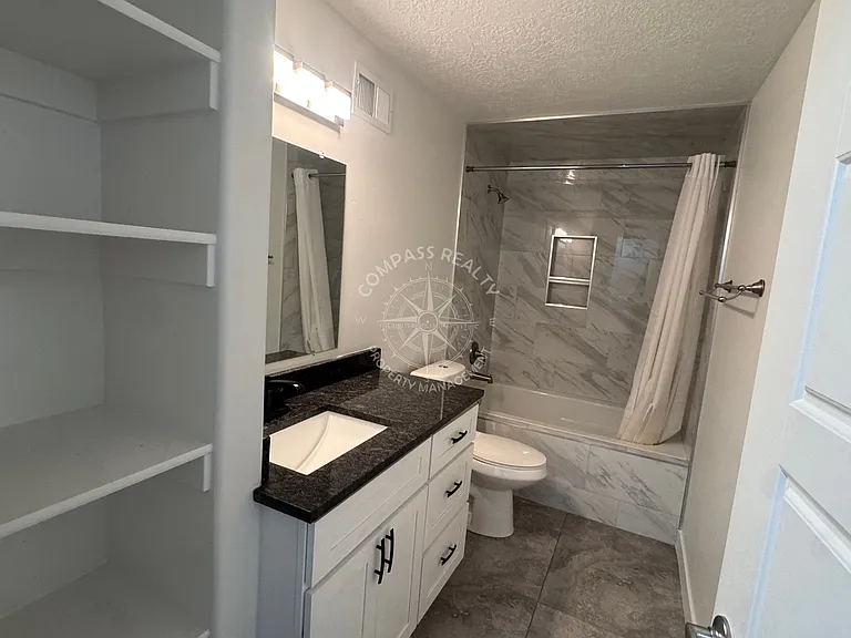 803 W Kingfisher Rd #2 — Photo 14