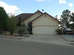 1042 La Plata Dr, Las Cruces, NM 88007
