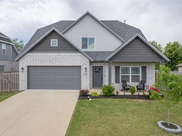 804 Copper St, Lowell, AR 72745