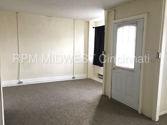 3rd image of 1630 Chase Ave