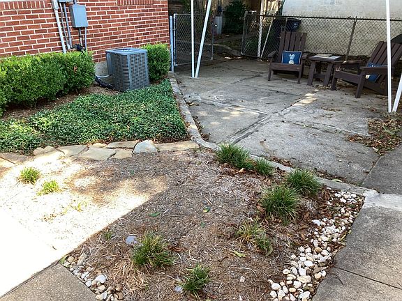 2nd image of 2524 Forest Park Blvd