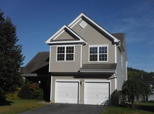 26 Musky Ridge Dr, Hackettstown, NJ 07840