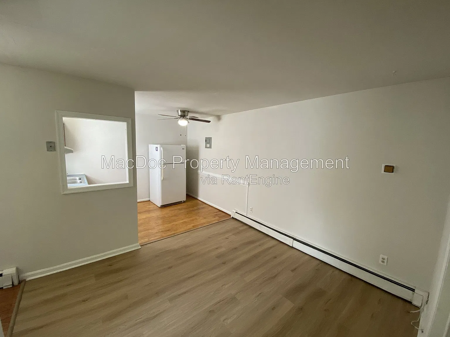 2 bed, 1.0 bath, 450 sqft, $1,545 — Photo 4