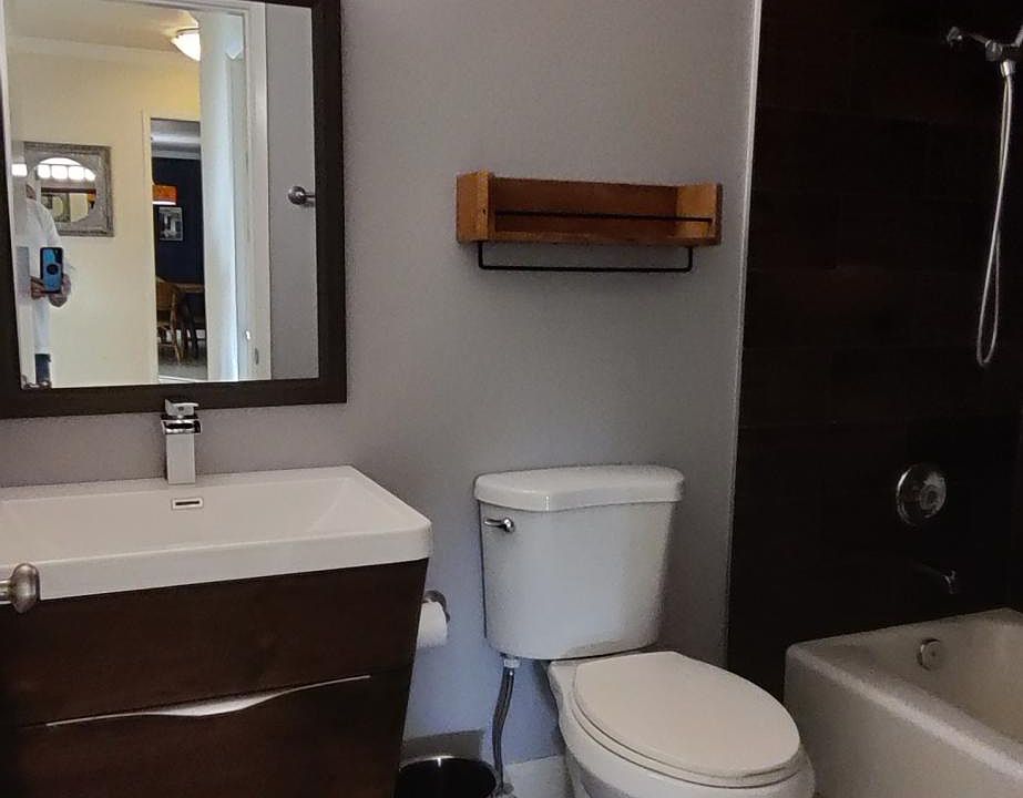 Main Bathroom
