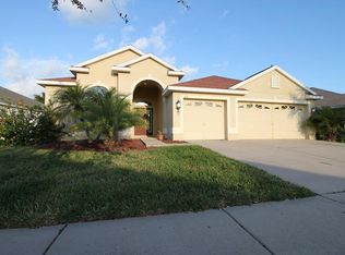 422 York Dale Dr, Ruskin, FL 33570