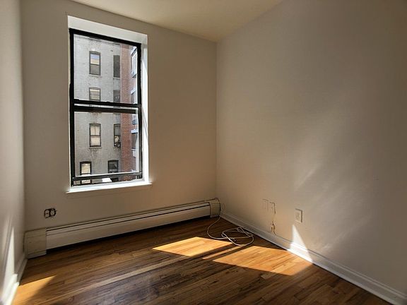 5th image of 536 W 163rd St APT 2A