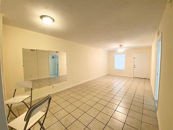 5th image of 1405 Shadowdale Dr APT 65