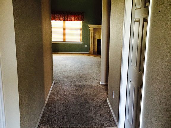 5th image of 616 Meadow Land Dr