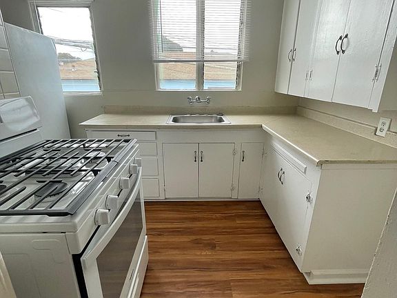 2nd image of 1021 S 31st St #1021