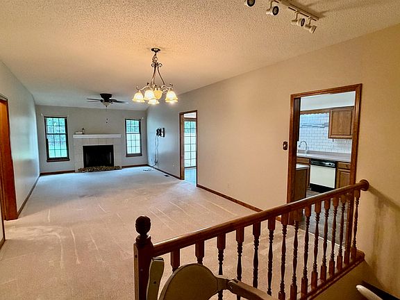 2nd image of 5626 SW Barrington Ct N