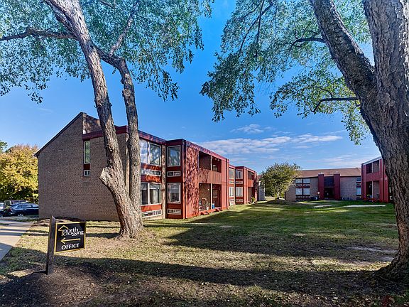 Welcome home to North Crossing Apartments in Willow Grove, PA _ featuring spacious courtyards, red brick architecture, and a convenient on-site leasing office.