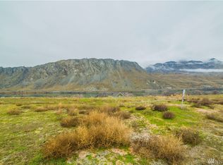 1 E Shore Ct, Orondo, WA 98843