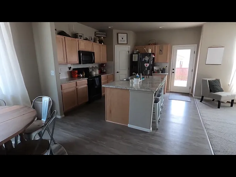1525 Heirloom Dr — Photo 5