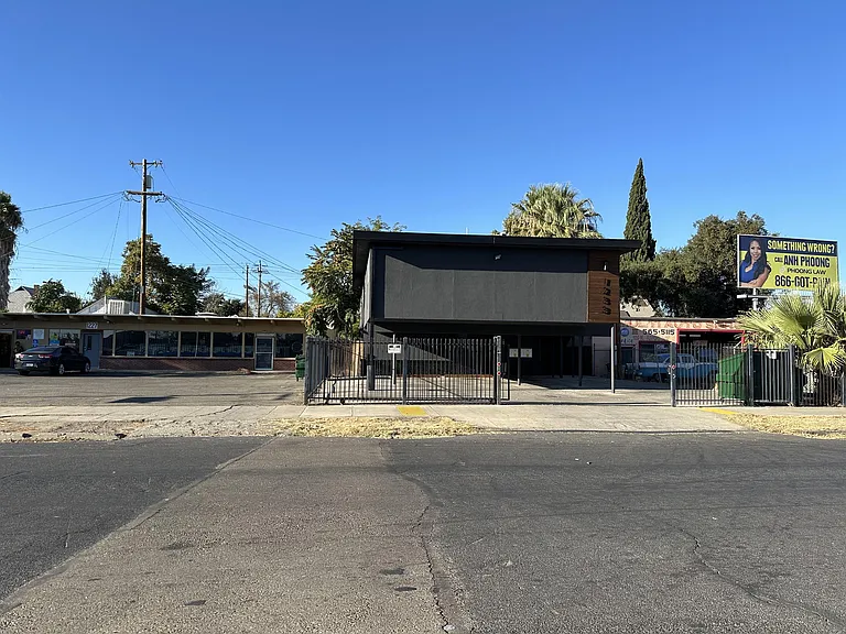 1233 E Weber Ave — Photo 21