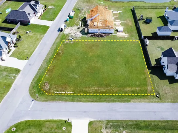2314 Captain's Row, Breaux Bridge, LA 70517