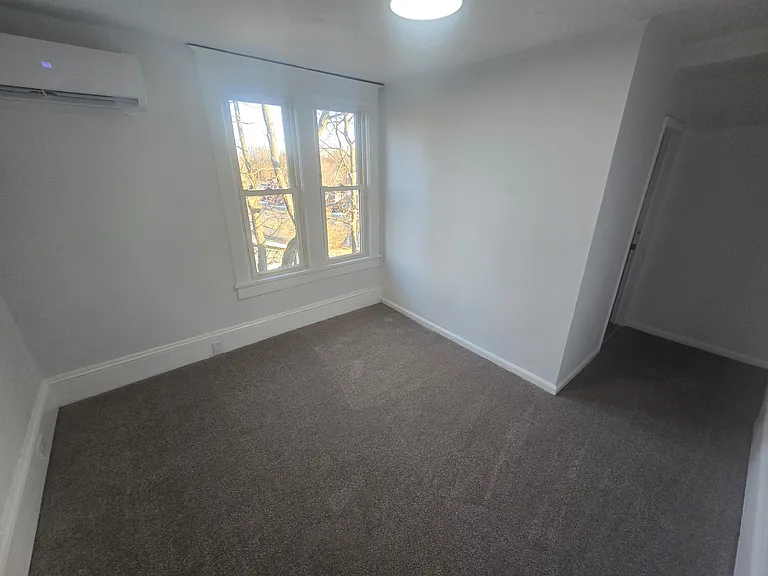 1115 Grayson Ave NW — Photo 10