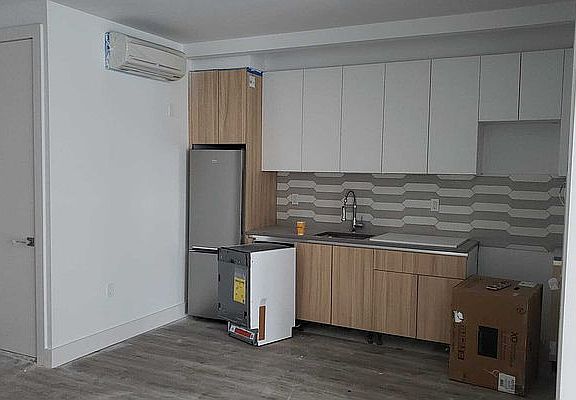 4th image of 584 4th Ave #914