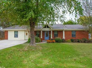 8433 Renee Cir, Benton, AR 72019