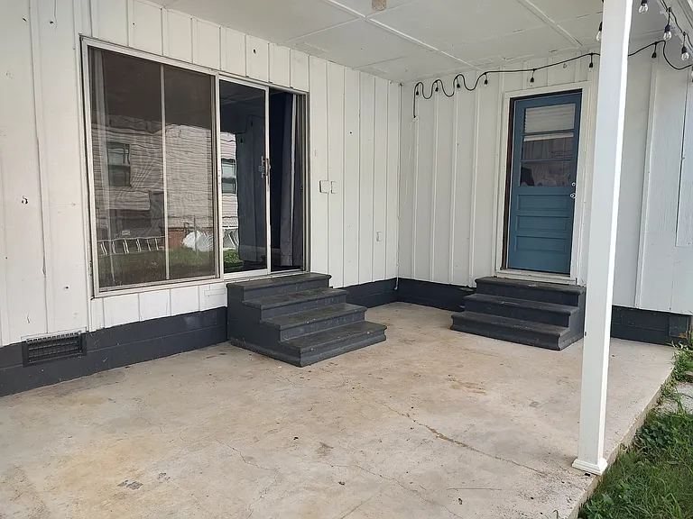 1406 Wellman Ave NE — Photo 11