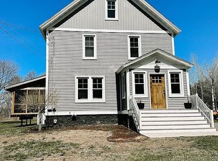 19742 Sing Sing Rd, Hancock, MI 49930