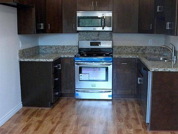 2nd image of 1372 Ramona Dr