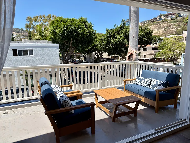 385 Mermaid St #A — Photo 8