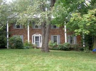 3304 Brookdale Dr, Pittsburgh, PA 15241