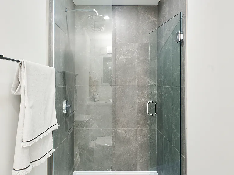 383 Albert St — Photo 23