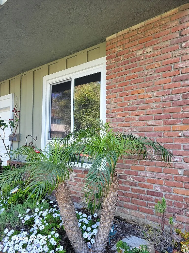 Studio, 430 sqft, $2,100 — Photo 4