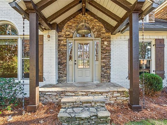 3rd image of 23 Midway Rd NW