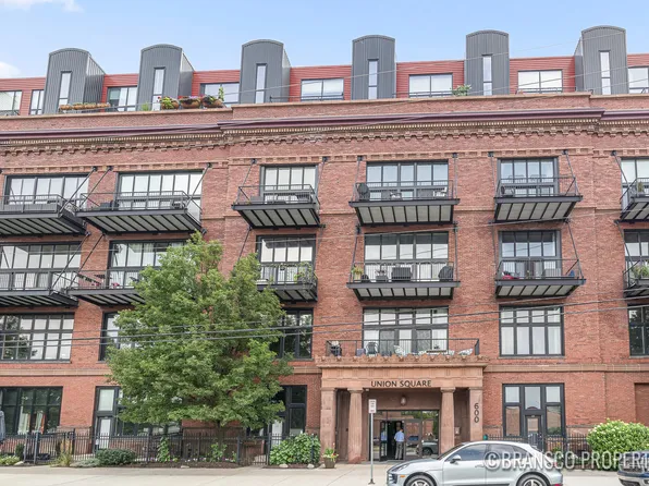 600 Broadway Ave NW APT 113B, Grand Rapids, MI 49504