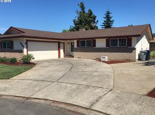 949 65th St, Springfield, OR 97478