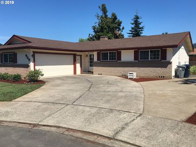 949 65th St, Springfield, OR, 97478