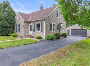 725 4th Ave SW, Hutchinson, MN 55350