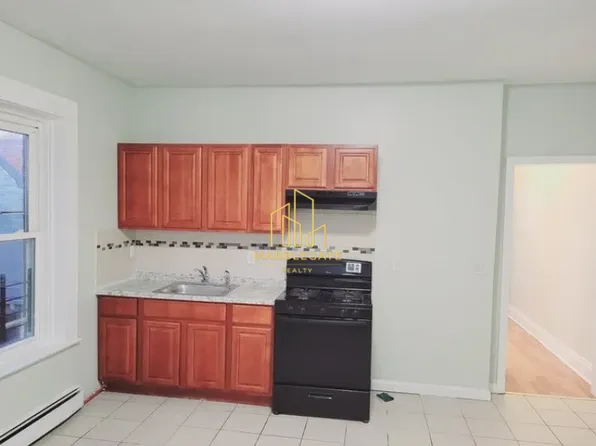 161 S 10th St, Newark, NJ