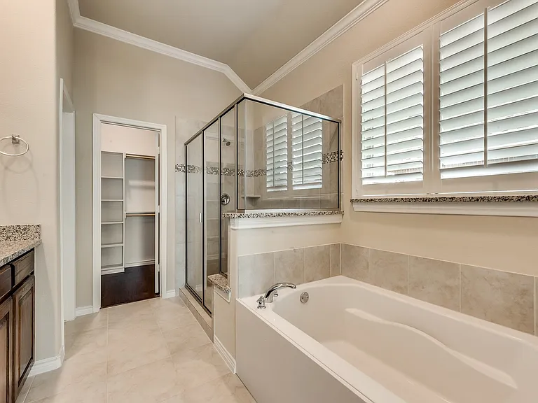 1321 Crescent Cove Dr — Photo 12