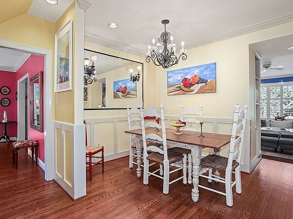 Eat-in Area