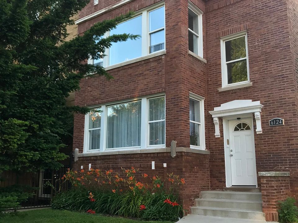 1st image of 6124 N Claremont Ave #2