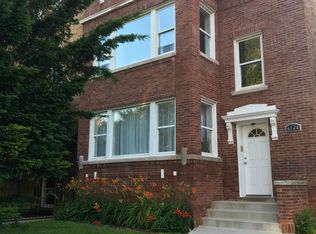 6124 N Claremont Ave #2, Chicago, IL 60659