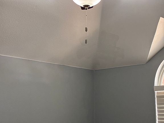 3rd image of 1309 Bradbury Dr