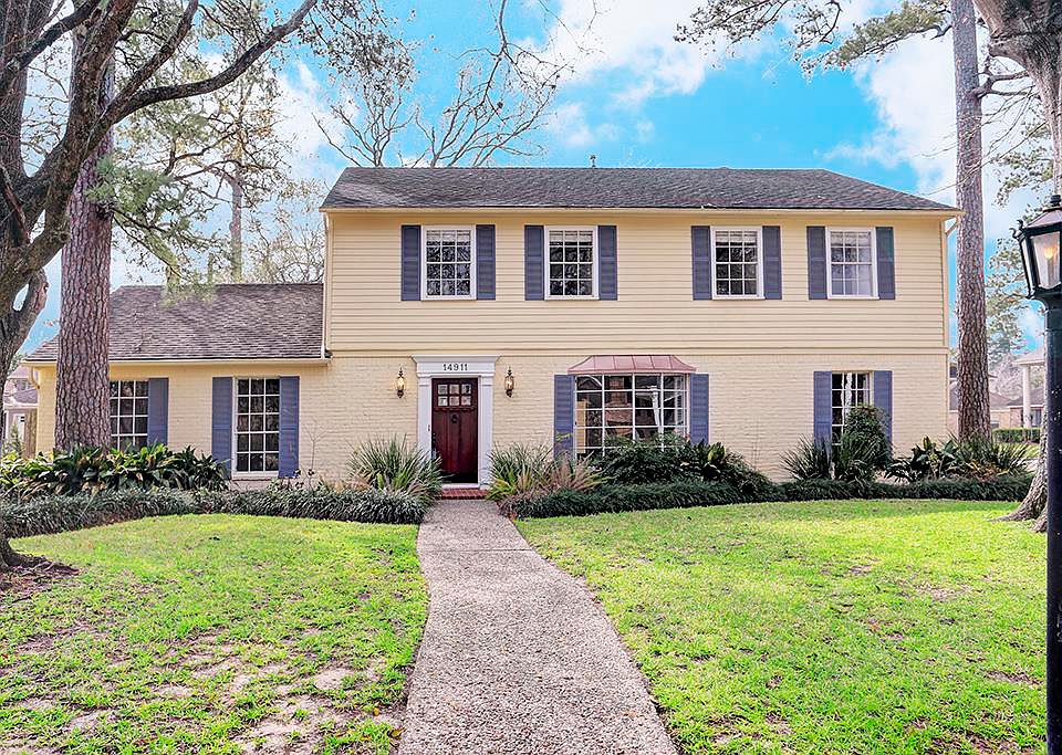 1st image of 14911 River Forest Dr