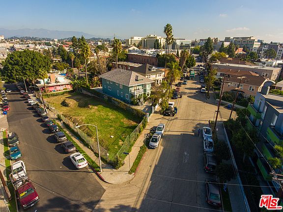 5th image of 2347 Ocean View Ave
