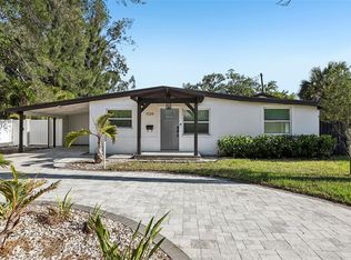 1524 Connecticut Ave NE, Saint Petersburg, FL 33703