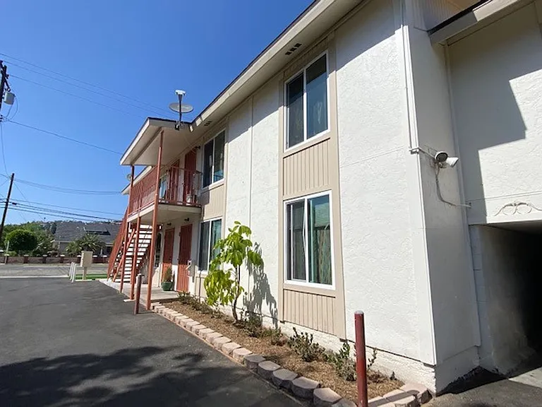 114 - Robert Hammond (Santa Paula) — Photo 5