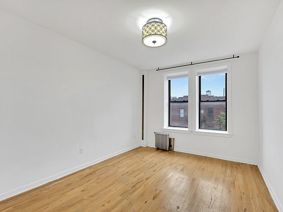 4th image of 1045 Union St APT 4F