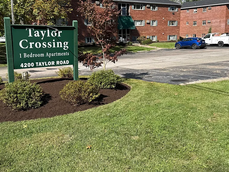 4200 Taylor Rd — Photo 6